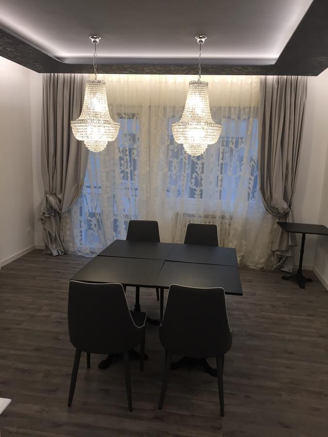 Double A Guest House Mestre Buitenkant foto