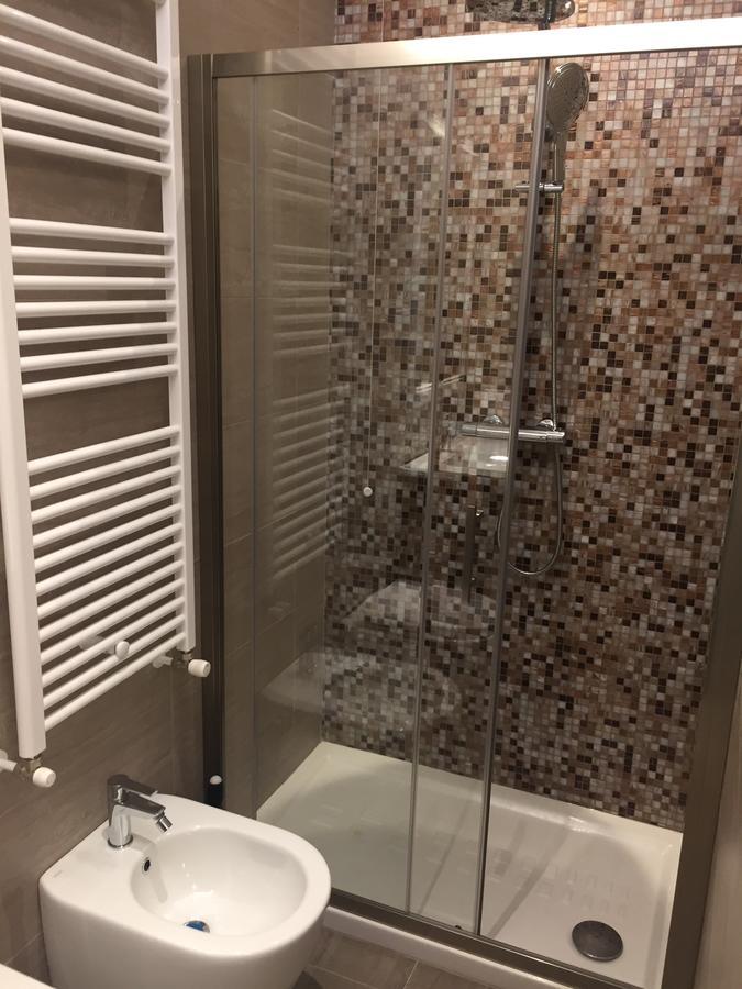 Double A Guest House Mestre Buitenkant foto