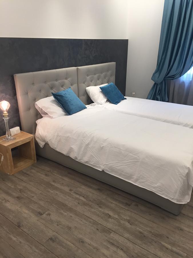 Double A Guest House Mestre Buitenkant foto